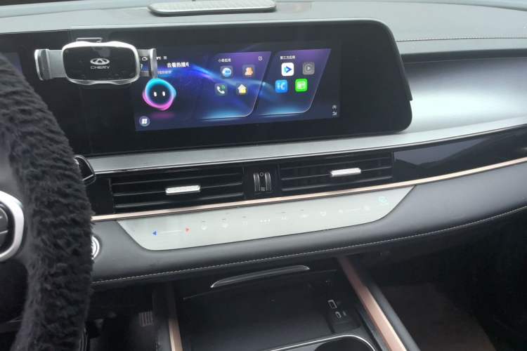 Used Chery Tiggo 5x 2025 High-Performance Edition 1.5T CVT Luxury Model Audio And AC Panel