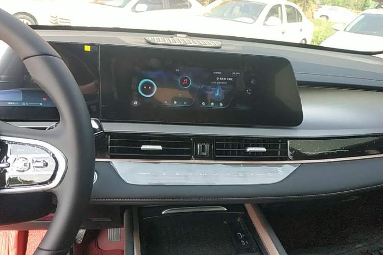 Used Chery Tiggo 5x 2025 High-Energy Version 1.5T CVT Comfort Model Audio And AC Panel