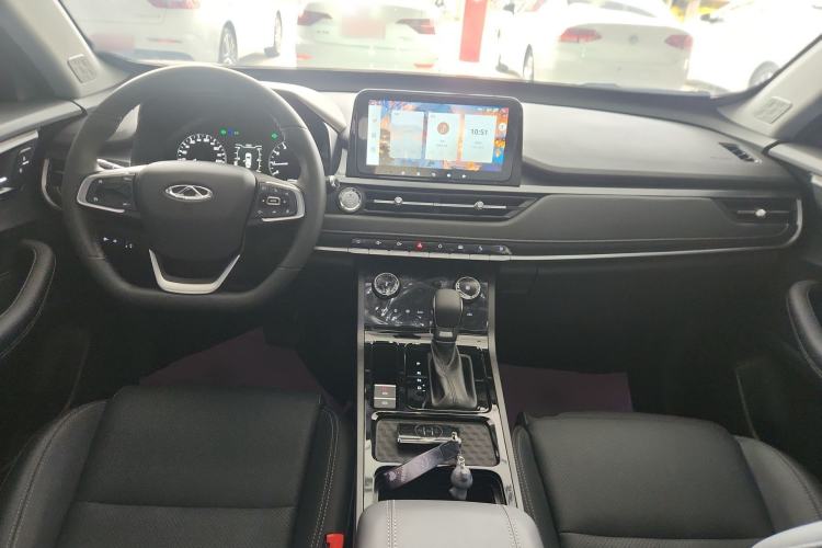 Used Chery Tiggo 5x 2025 1.5L CVT Excellence Edition Center Console