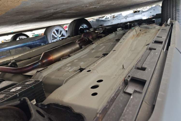 Used Chery Tiggo 5x 2025 1.5L CVT Excellence Edition Chassis Rear Left