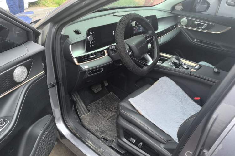Used Chery Tiggo 5x 2025 High-Performance Edition 1.5T CVT Luxury Model Driver Seat