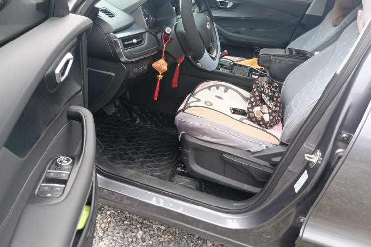 Used Chery Tiggo 5x 2025 1.5L CVT Excellence Edition Driver Seat