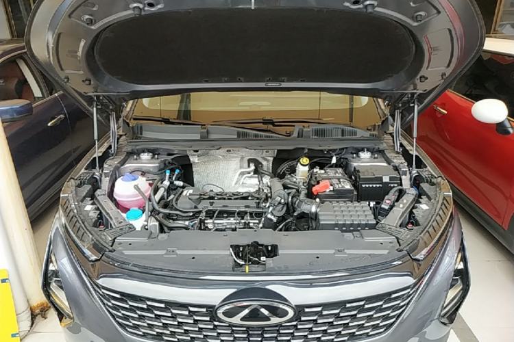 Used Chery Tiggo 5x 2025 High-Performance Edition 1.5T CVT Luxury Model Engine Bay