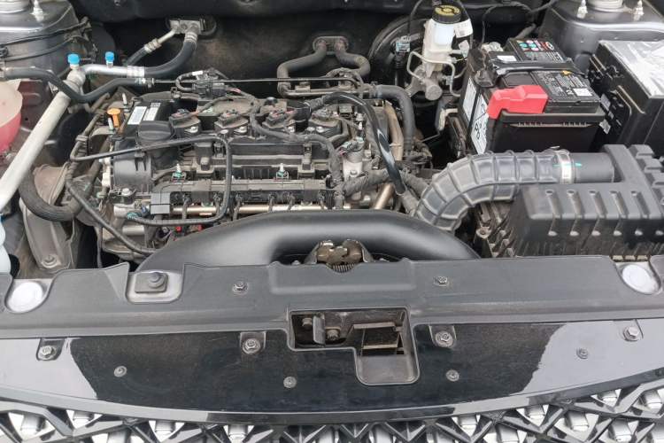 Used Chery Tiggo 5x 2025 1.5L CVT Excellence Edition Engine Bay