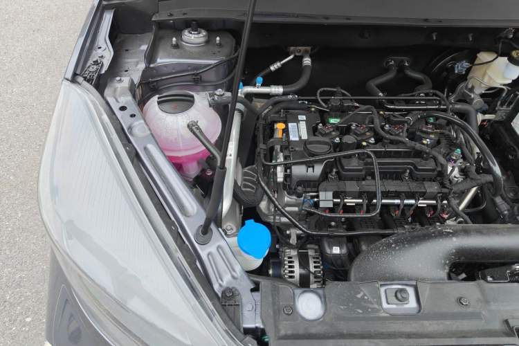 Used Chery Tiggo 5x 2025 1.5L CVT Excellence Edition Engine Bay Right