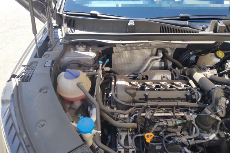 Used Chery Tiggo 5x 2025 High-Energy Version 1.5T CVT Comfort Model Engine Bay Right