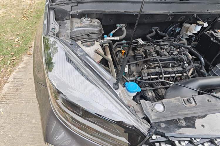 Used Chery Tiggo 5x 2025 1.5L CVT Excellence Edition Engine Bay Right