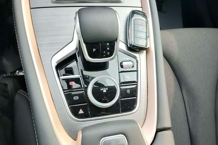 Used Chery Tiggo 5x 2025 High-Energy Version 1.5T CVT Comfort Model Gear Lever