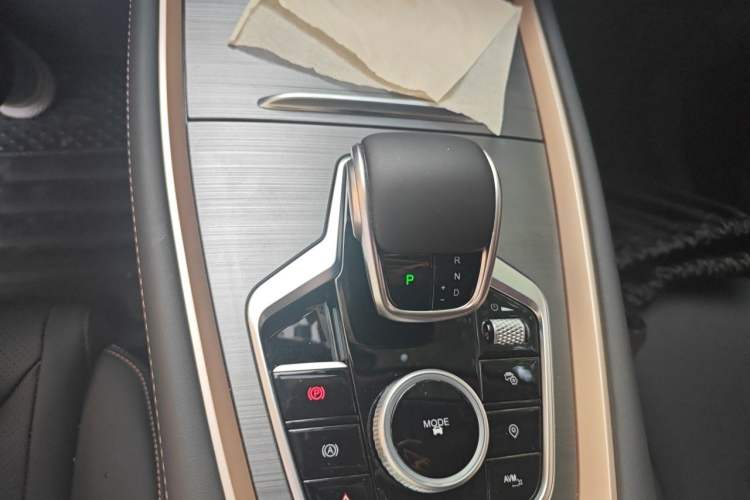 Used Chery Tiggo 5x 2025 High-Performance Edition 1.5T CVT Luxury Model Gear Lever