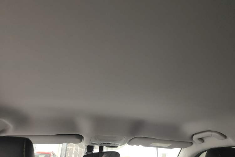 Used Chery Tiggo 5x 2025 High-Energy Version 1.5T CVT Comfort Model Headliner