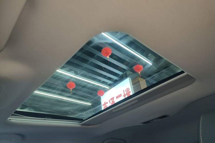 Used Chery Tiggo 5x 2025 High-Performance Edition 1.5T CVT Luxury Model Headliner