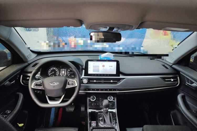 Used Chery Tiggo 5x 2025 1.5L CVT Excellence Edition Interior 2