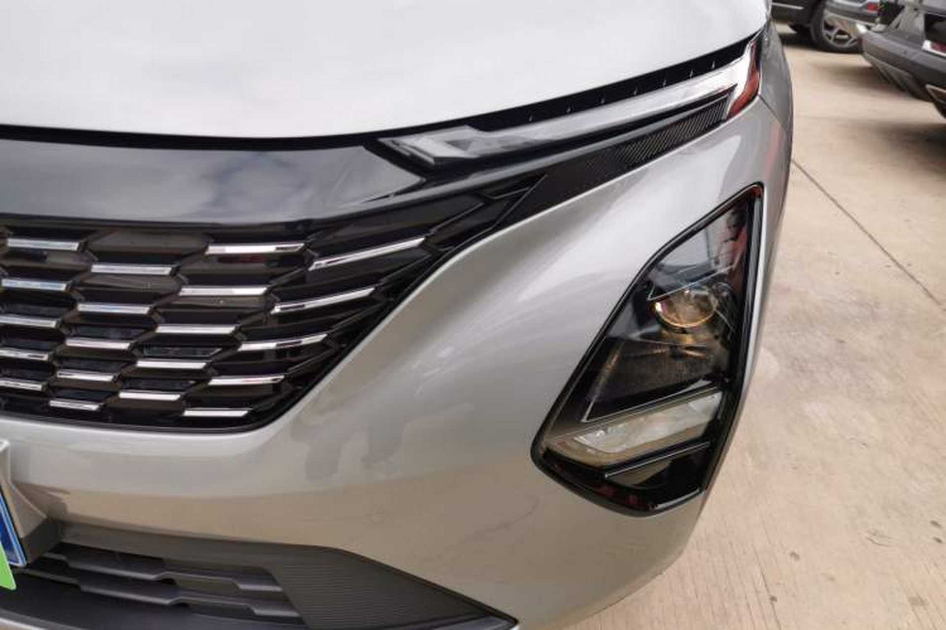Used Chery Tiggo 5x 2025 High-Energy Version 1.5T CVT Comfort Model Left Front Headlight