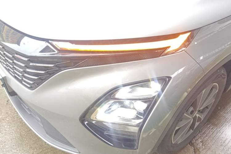 Used Chery Tiggo 5x 2025 High-Performance Edition 1.5T CVT Luxury Model Left Front Headlight