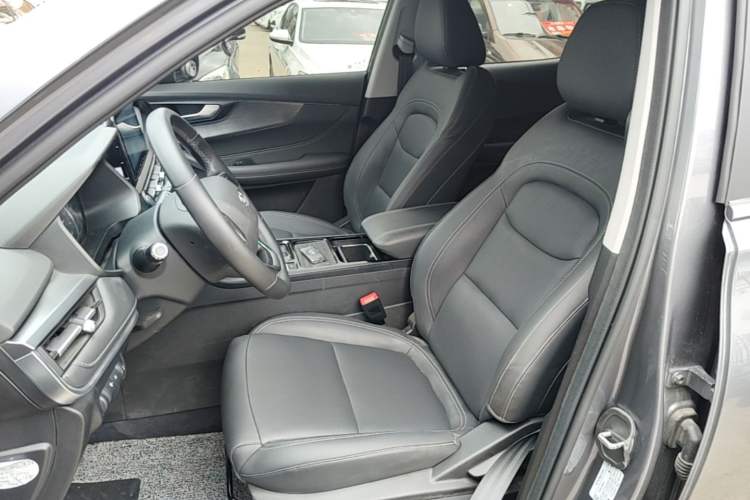 Used Chery Tiggo 5x 2025 1.5L CVT Excellence Edition Left Front Seat