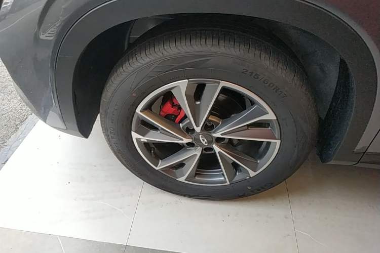 Used Chery Tiggo 5x 2025 High-Performance Edition 1.5T CVT Luxury Model Left Front Wheel Hub