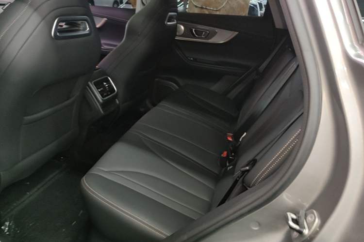 Used Chery Tiggo 5x 2025 High-Performance Edition 1.5T CVT Luxury Model Left Rear Seat