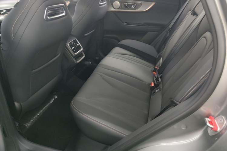 Used Chery Tiggo 5x 2025 High-Performance Edition 1.5T CVT Luxury Model Left Rear Seat