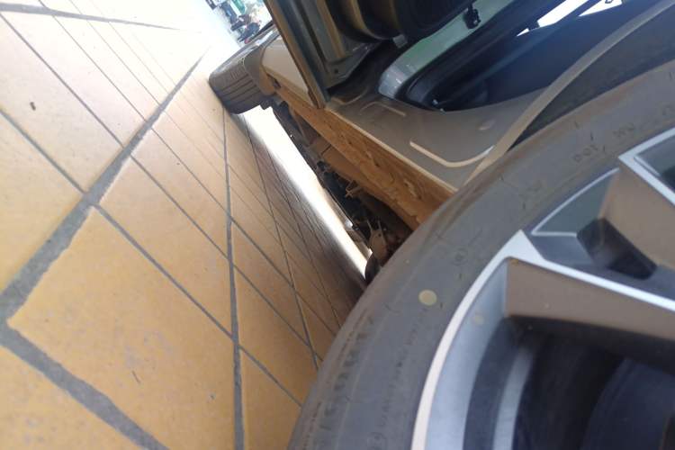 Used Chery Tiggo 5x 2025 High-Performance Edition 1.5T CVT Luxury Model Left Side Sill