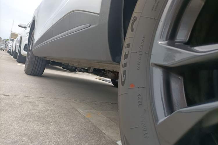 Used Chery Tiggo 5x 2025 High-Energy Version 1.5T CVT Comfort Model Left Side Sill