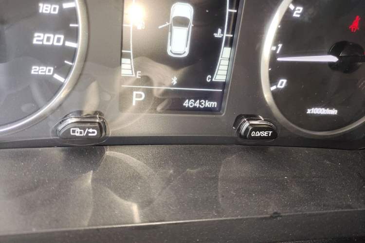 Used Chery Tiggo 5x 2025 1.5L CVT Excellence Edition Odometer Close Up