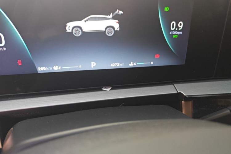 Used Chery Tiggo 5x 2025 High-Performance Edition 1.5T CVT Luxury Model Odometer Close Up