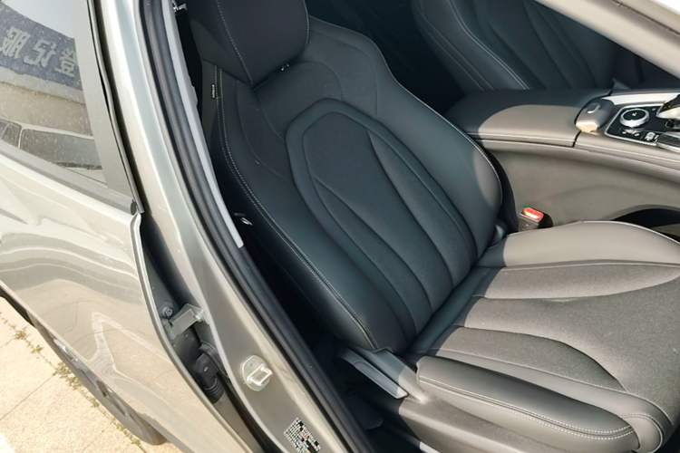 Used Chery Tiggo 5x 2025 High-Energy Version 1.5T CVT Comfort Model Right Front Seat