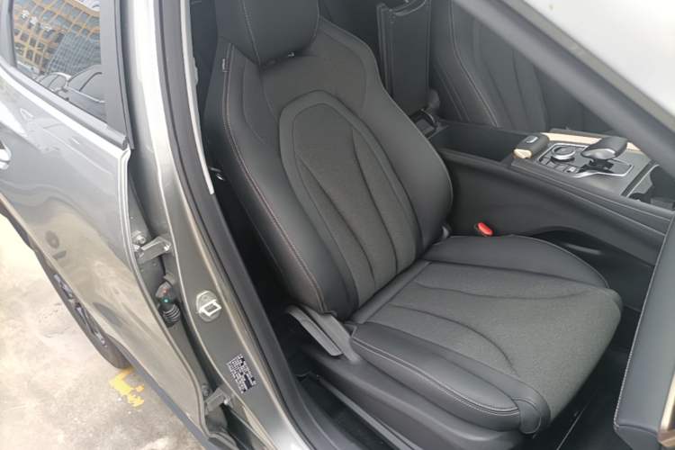 Used Chery Tiggo 5x 2025 High-Energy Version 1.5T CVT Comfort Model Right Front Seat