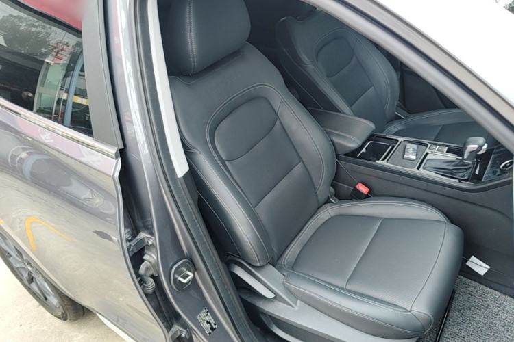 Used Chery Tiggo 5x 2025 1.5L CVT Excellence Edition Right Front Seat