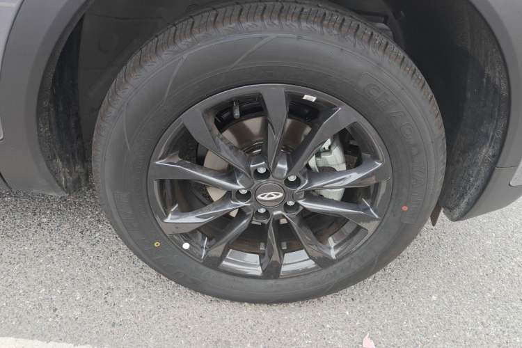 Used Chery Tiggo 5x 2025 1.5L CVT Excellence Edition Right Front Wheel Hub