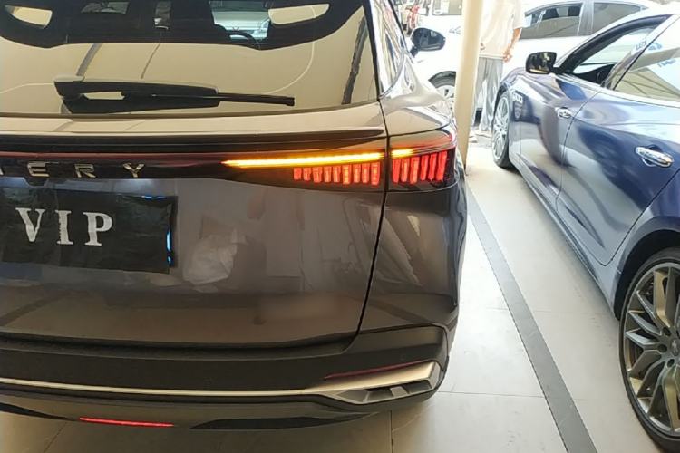 Used Chery Tiggo 5x 2025 High-Performance Edition 1.5T CVT Luxury Model Right Rear Taillight