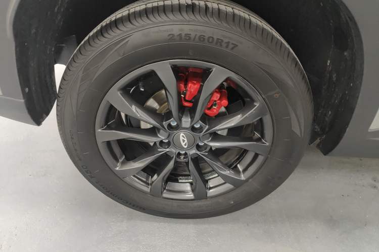 Used Chery Tiggo 5x 2025 High-Energy Version 1.5T CVT Comfort Model Right Rear Wheel Hub