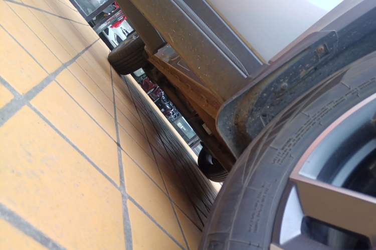 Used Chery Tiggo 5x 2025 High-Performance Edition 1.5T CVT Luxury Model Right Side Sill