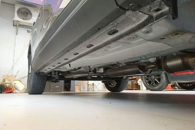 Used Chery Tiggo 5x 2025 High-Performance Edition 1.5T CVT Luxury Model Right Side Sill