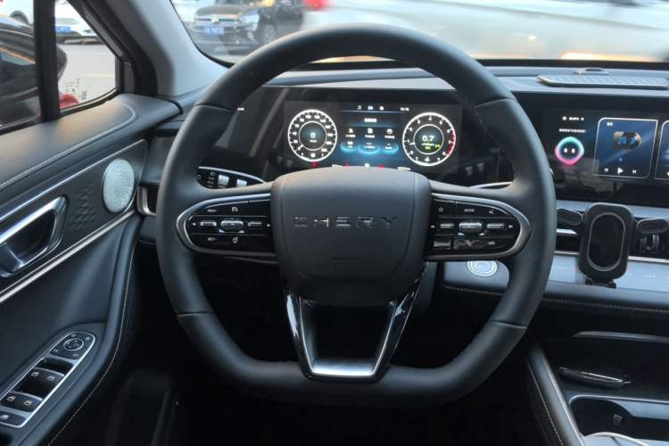 Used Chery Tiggo 5x 2025 High-Energy Version 1.5T CVT Comfort Model Steering Wheel