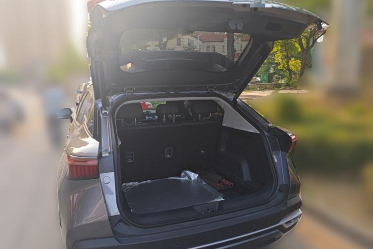 Used Chery Tiggo 5x 2025 High-Performance Edition 1.5T CVT Luxury Model Trunk