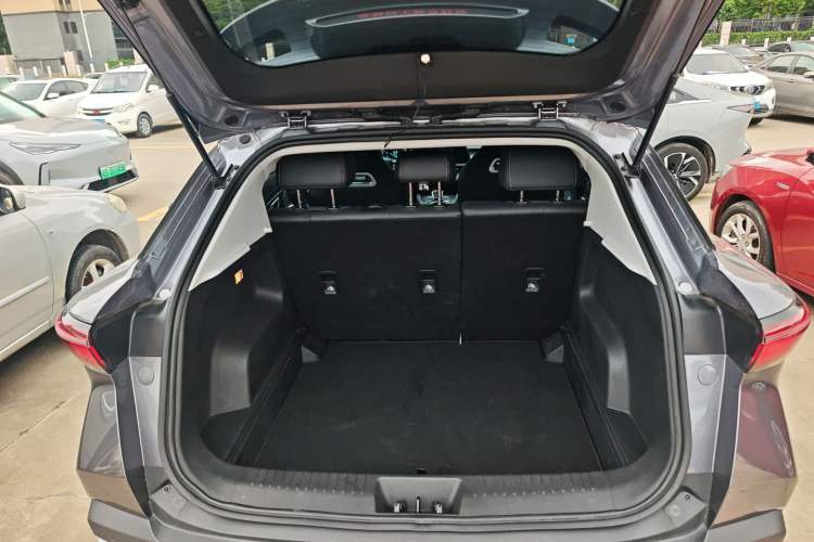 Used Chery Tiggo 5x 2025 High-Energy Version 1.5T CVT Comfort Model Trunk