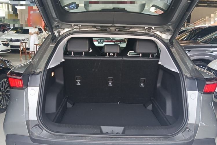 Used Chery Tiggo 5x 2025 High-Performance Edition 1.5T CVT Luxury Model Trunk