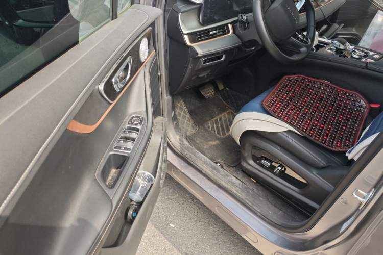 Used Chery Tiggo 5x 2025 High-Performance Edition 1.5T CVT Luxury Model Driver Seat