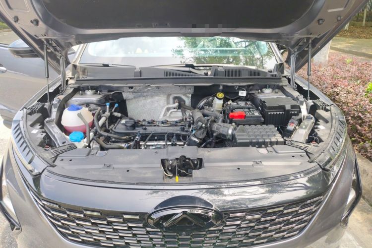Used Chery Tiggo 5x 2025 High-Performance Edition 1.5T CVT Luxury Model Engine Bay
