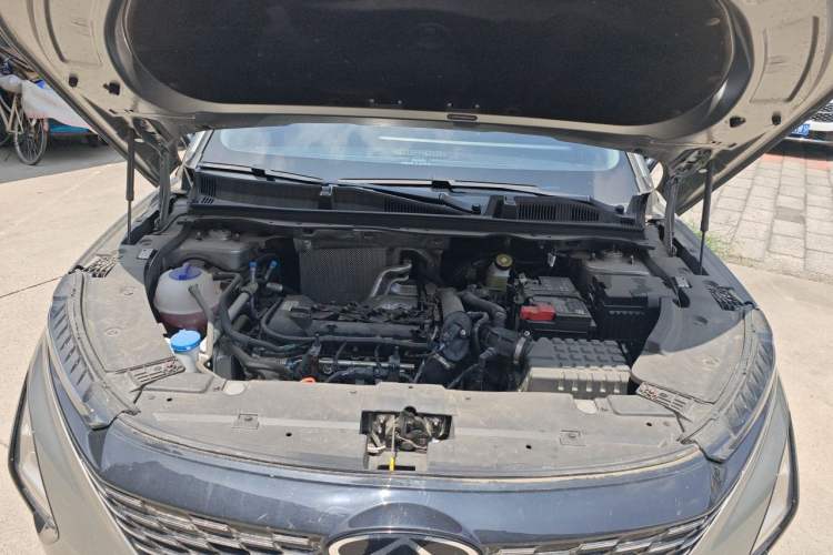 Used Chery Tiggo 5x 2025 High-Performance Edition 1.5T CVT Luxury Model Engine Bay