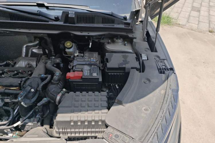 Used Chery Tiggo 5x 2025 High-Performance Edition 1.5T CVT Luxury Model Engine Bay Left