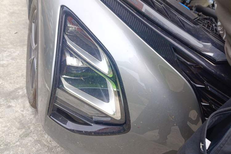 Used Chery Tiggo 5x 2025 High-Performance Edition 1.5T CVT Luxury Model Engine Bay Right