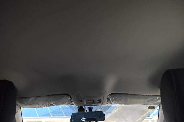 Used Chery Tiggo 5x 2025 High-Energy Version 1.5T CVT Comfort Model Headliner