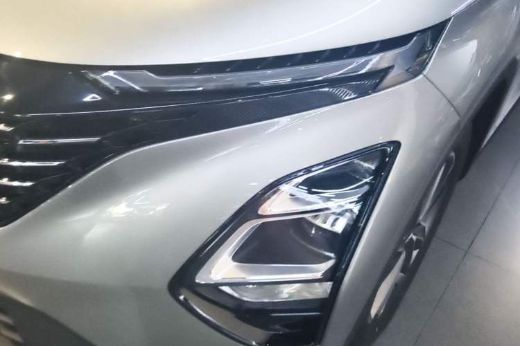 Used Chery Tiggo 5x 2025 High-Performance Edition 1.5T CVT Luxury Model Left Front Headlight