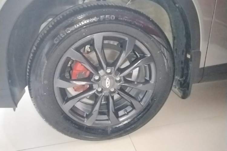 Used Chery Tiggo 5x 2025 High-Energy Version 1.5T CVT Comfort Model Left Front Wheel Hub