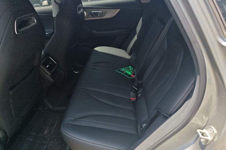 Used Chery Tiggo 5x 2025 High-Performance Edition 1.5T CVT Luxury Model Left Rear Seat