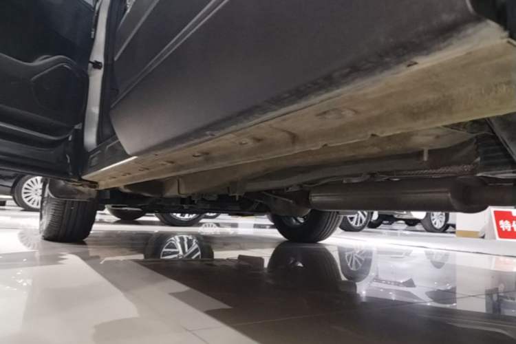 Used Chery Tiggo 5x 2025 High-Energy Version 1.5T CVT Comfort Model Left Side Sill
