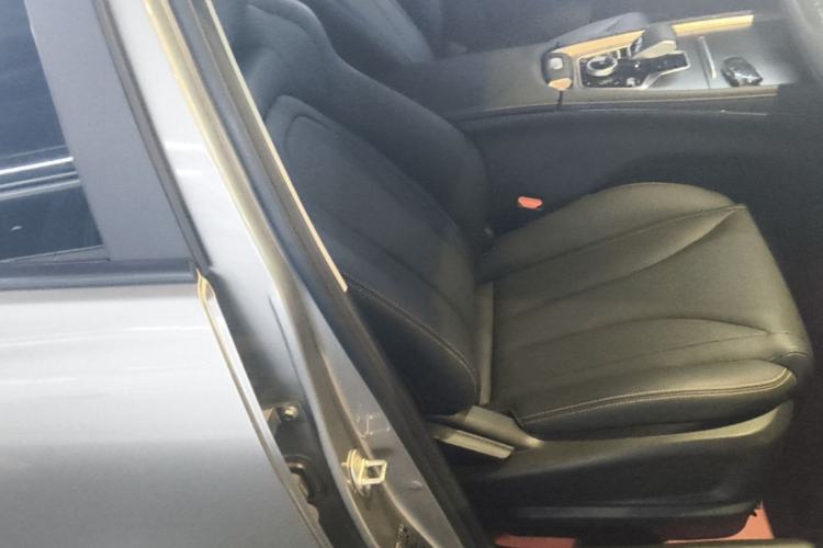 Used Chery Tiggo 5x 2025 High-Performance Edition 1.5T CVT Luxury Model Right Front Seat