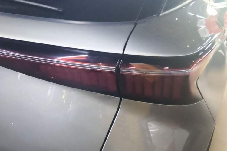 Used Chery Tiggo 5x 2025 High-Performance Edition 1.5T CVT Luxury Model Right Rear Taillight